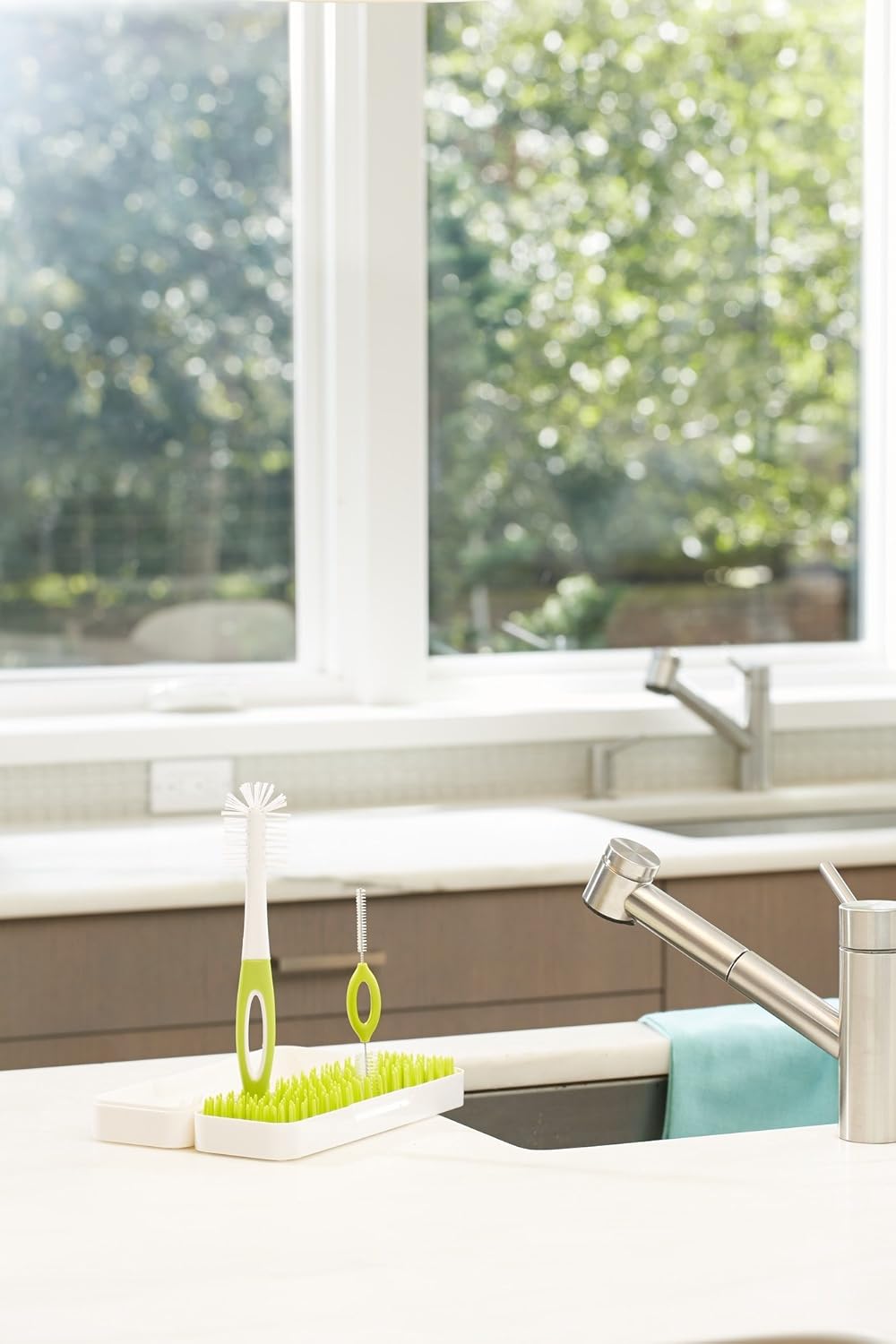 Boon - Trip Travel Drying Rack & Bottle Brushes