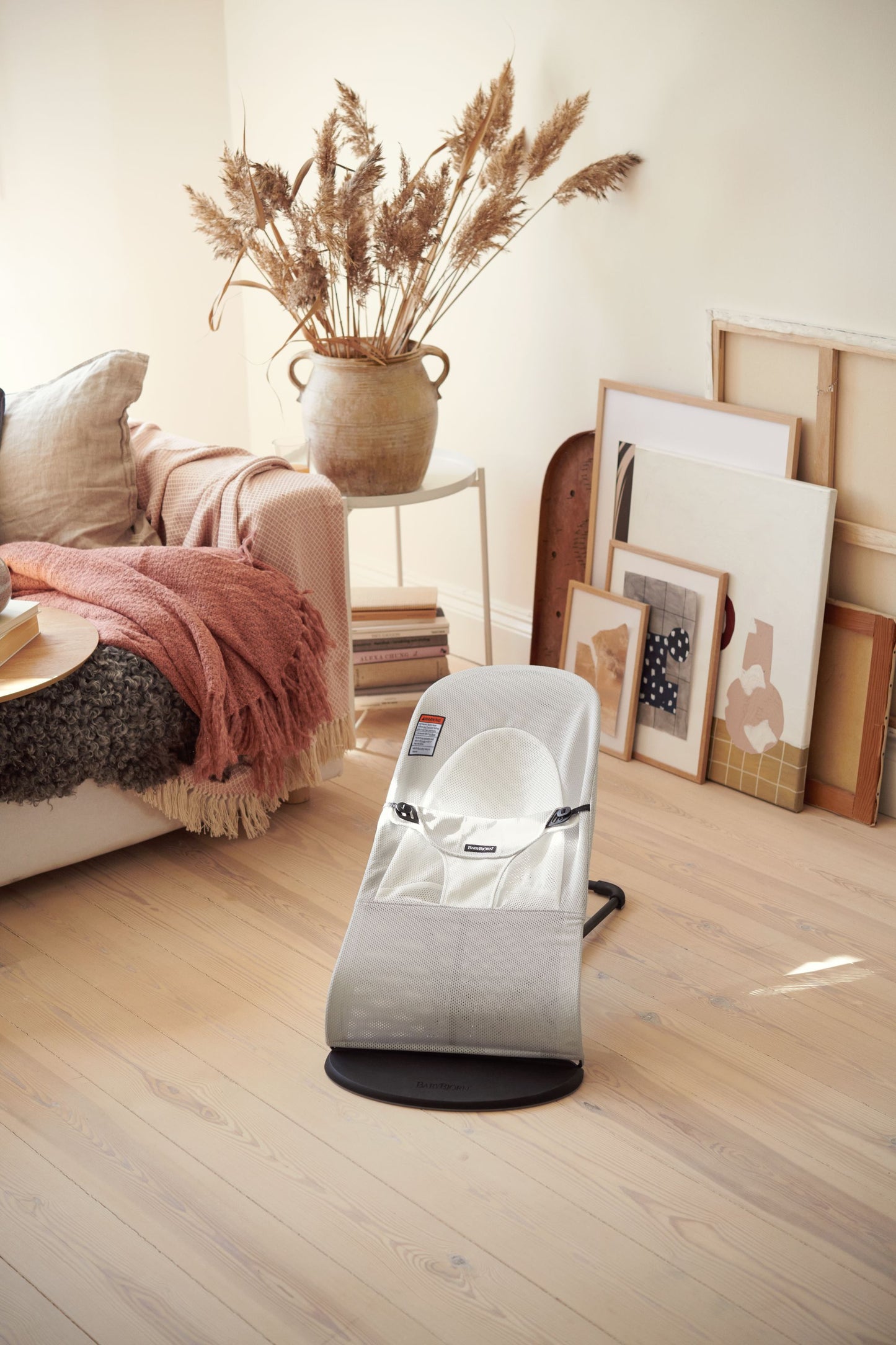 BabyBjörn Bouncer Balance Soft, Mesh, Silver/White , Lightweight & Portable