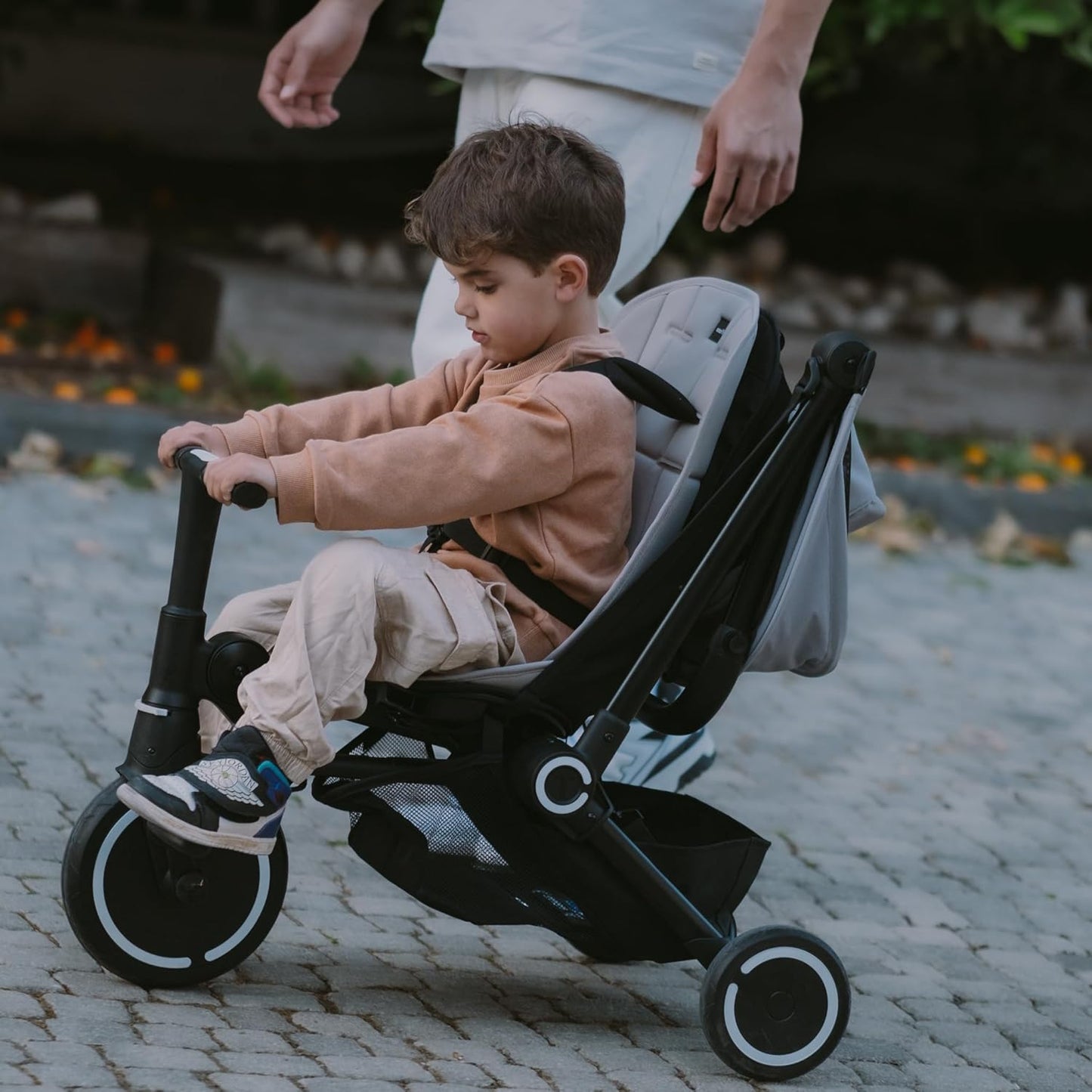 Smartrike Traveler 4-in-1 Stroller Tricycle - Onyx Black