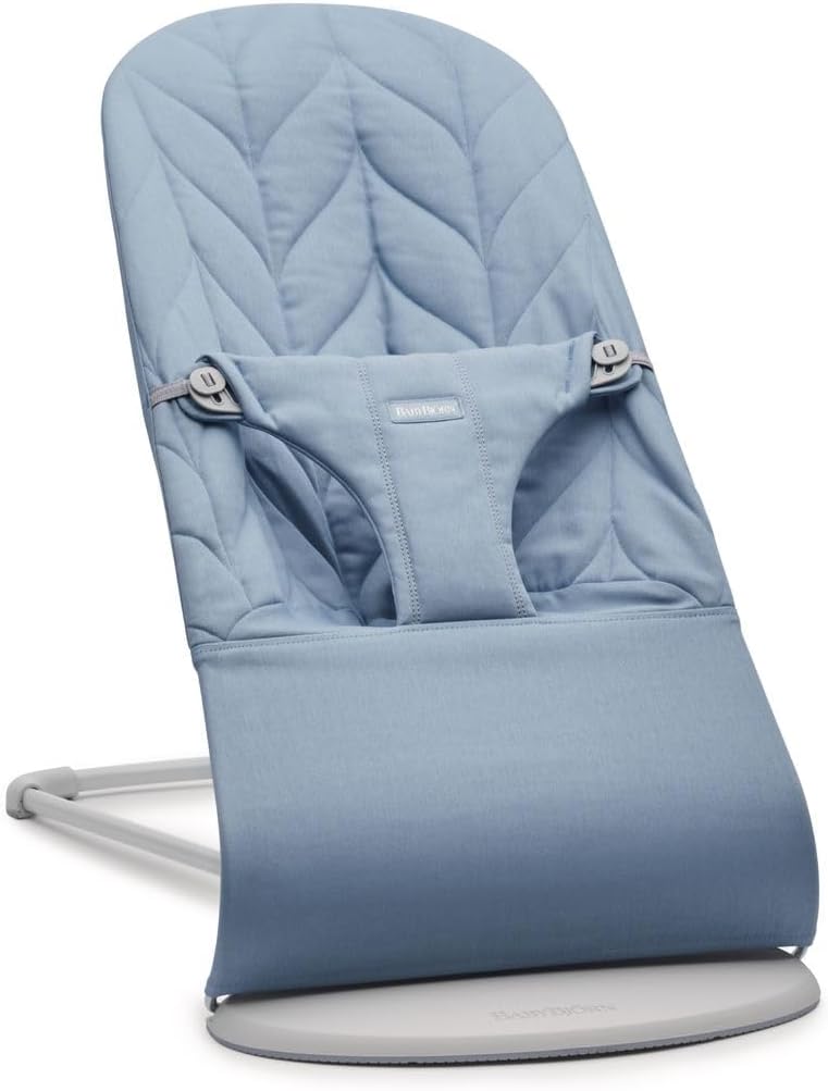 BabyBjörn Bouncer Bliss, Blue, Woven, Petal Quilt, Lightweight & Portable